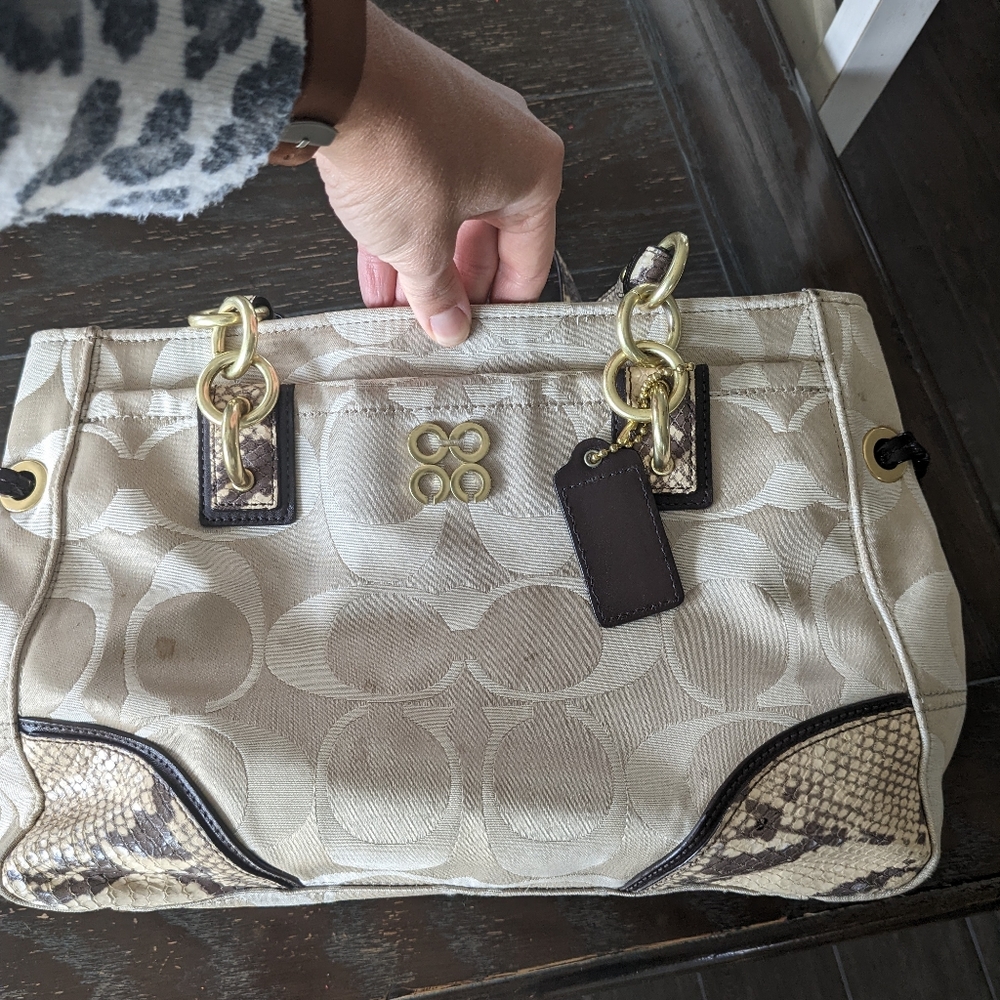 Coach handbag